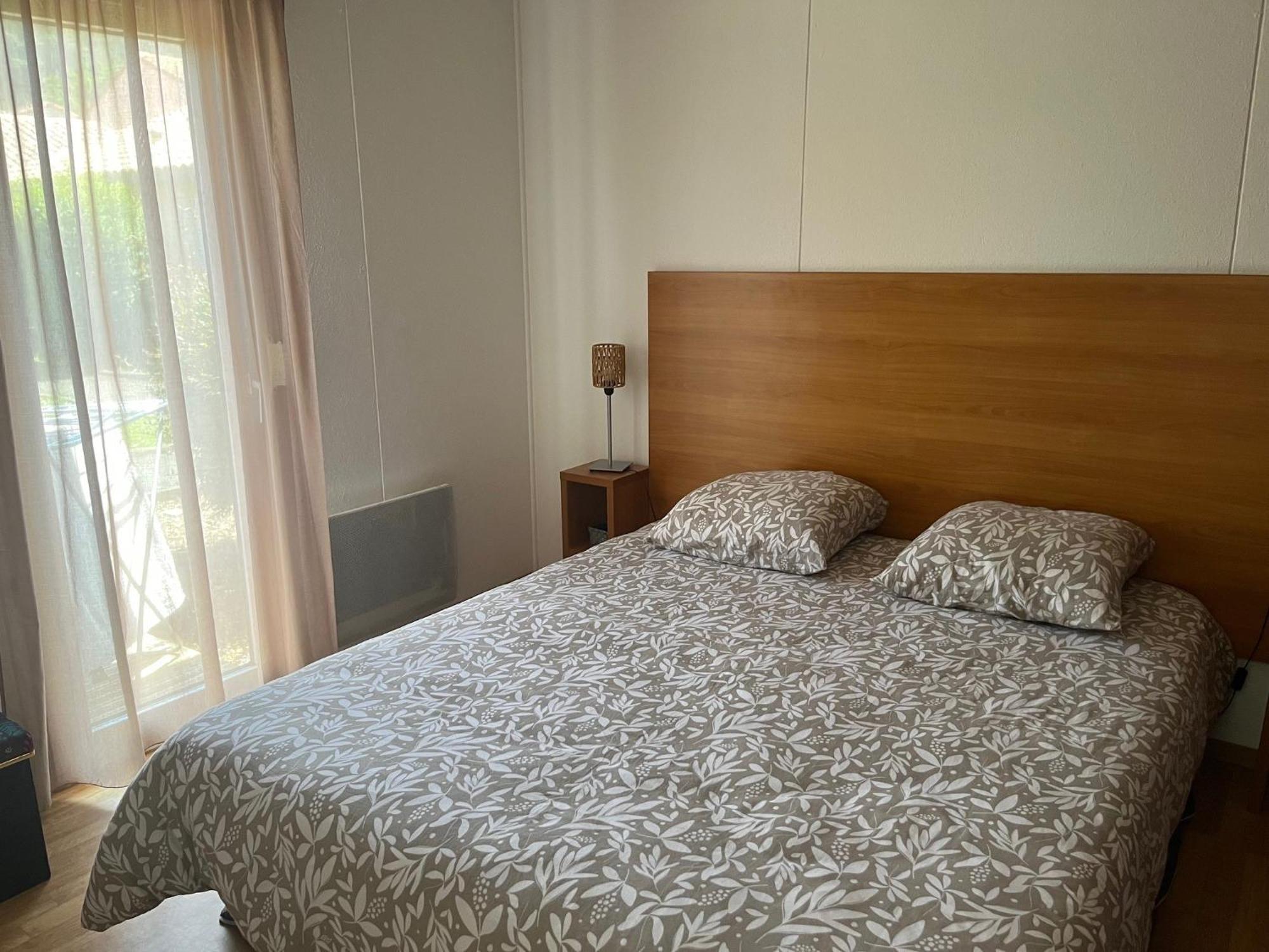 Patrimoine Et Immobilier Villas Du Lac Сустон Экстерьер фото